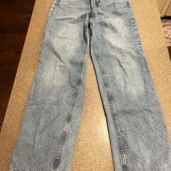 Wild Fable Tan Ribbed Top with Cream Collar and Wild Fable Button up Jeans - Picture 5 of 9